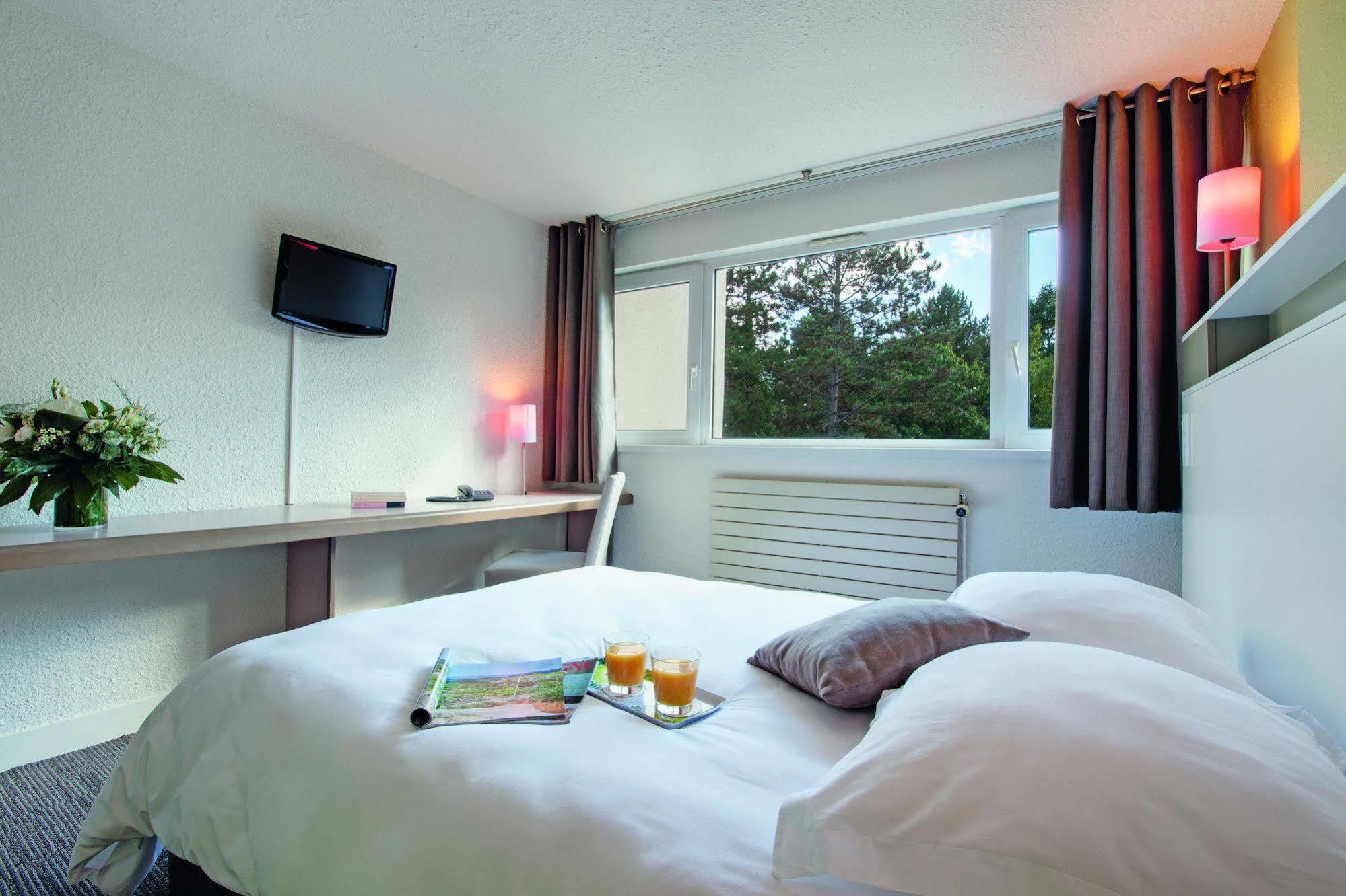 Hotel Belambra Le Normont ดูร์ดอง ภายนอก รูปภาพ